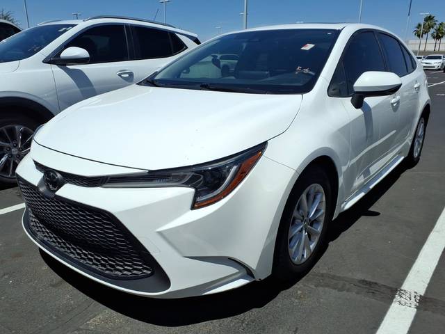 2020 Toyota Corolla LE FWD photo