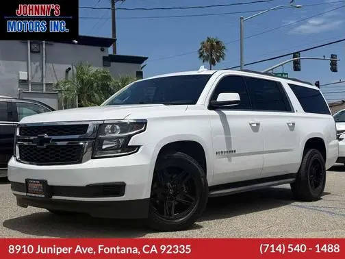 2017 Chevrolet Suburban LT 4WD photo