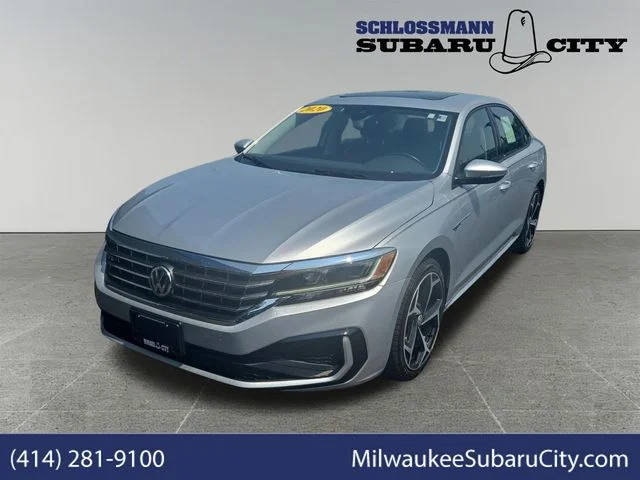 2020 Volkswagen Passat 2.0T R-Line FWD photo