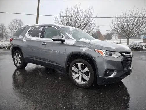 2020 Chevrolet Traverse LT Leather AWD photo