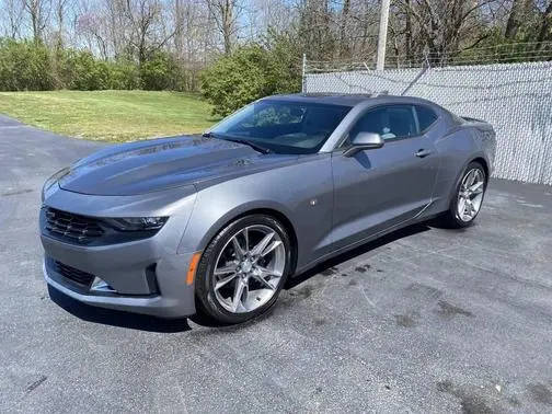 2020 Chevrolet Camaro 2LT RWD photo