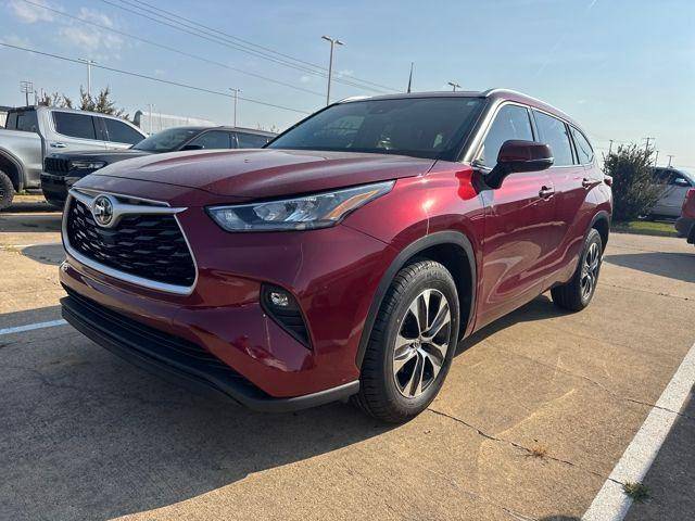 2020 Toyota Highlander XLE FWD photo