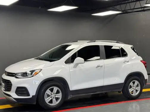 2020 Chevrolet Trax LT FWD photo