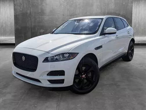 2017 Jaguar F-Pace 35t Prestige AWD photo