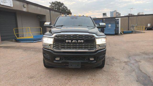 2019 Ram 3500 Limited 4WD photo