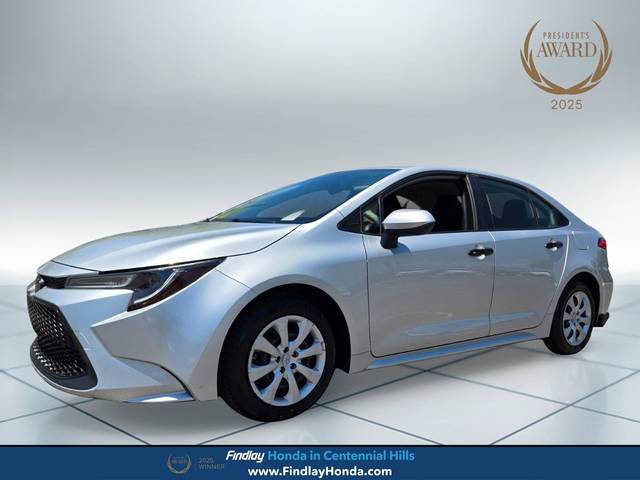 2020 Toyota Corolla LE FWD photo