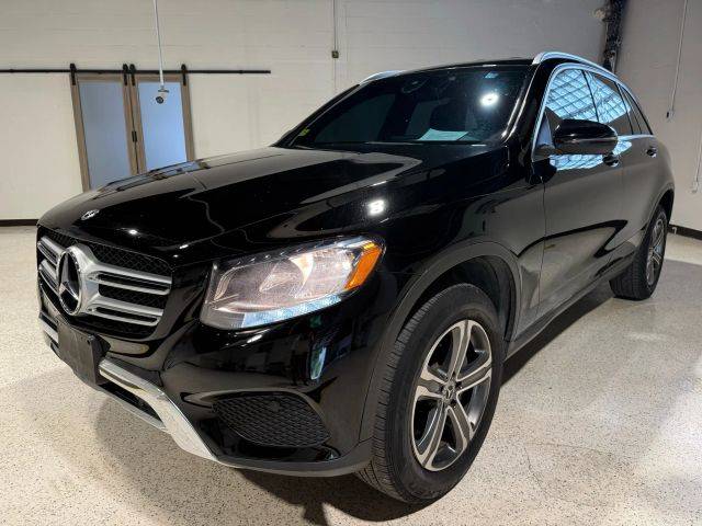 2018 Mercedes-Benz GLC-Class GLC 300 RWD photo