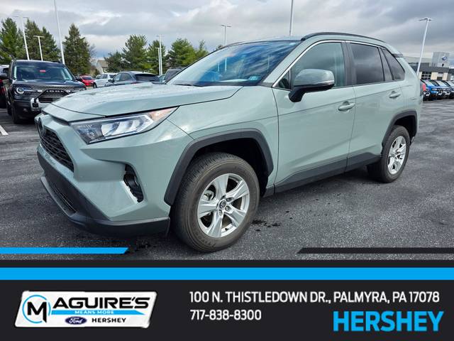 2020 Toyota RAV4 XLE AWD photo