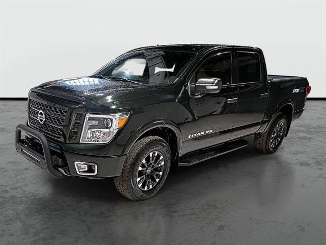 2019 Nissan Titan PRO-4X 4WD photo