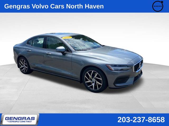 2020 Volvo S60 Momentum AWD photo