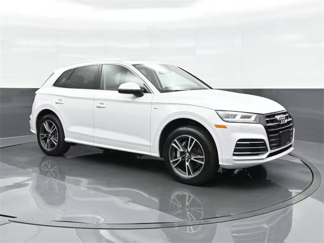 2020 Audi Q5 Premium Plus AWD photo