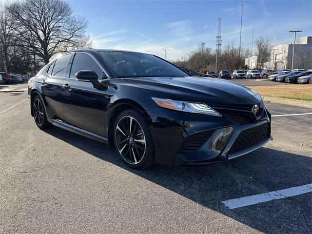 2020 Toyota Camry XSE FWD photo