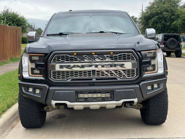 2020 Ford F-150 Raptor 4WD photo