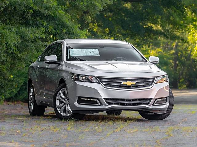 2019 Chevrolet Impala LT FWD photo