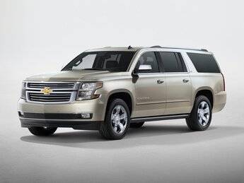 2019 Chevrolet Suburban LT 4WD photo