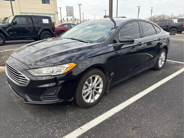 2020 Ford Fusion SE FWD photo