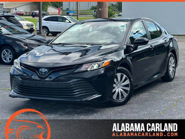 2020 Toyota Camry Hybrid LE FWD photo