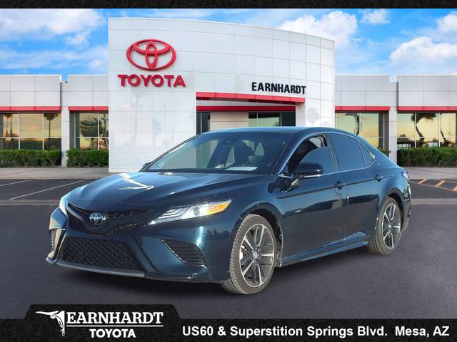 2020 Toyota Camry XSE FWD photo