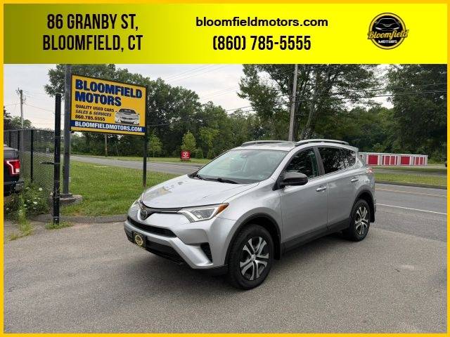 2017 Toyota RAV4 LE AWD photo