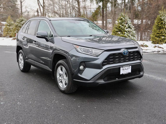 2020 Toyota RAV4 Hybrid XLE AWD photo