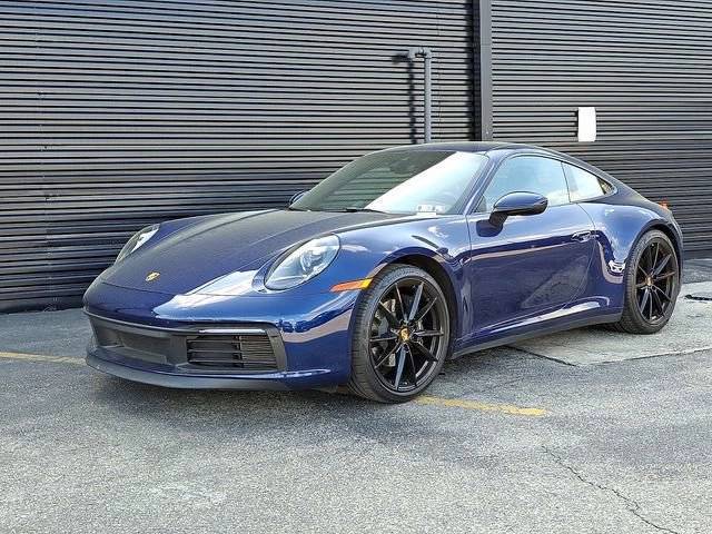 2020 Porsche 911 Carrera RWD photo