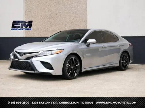 2020 Toyota Camry XSE FWD photo