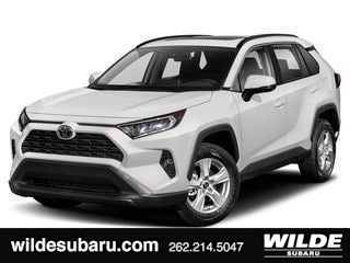 2020 Toyota RAV4 XLE AWD photo