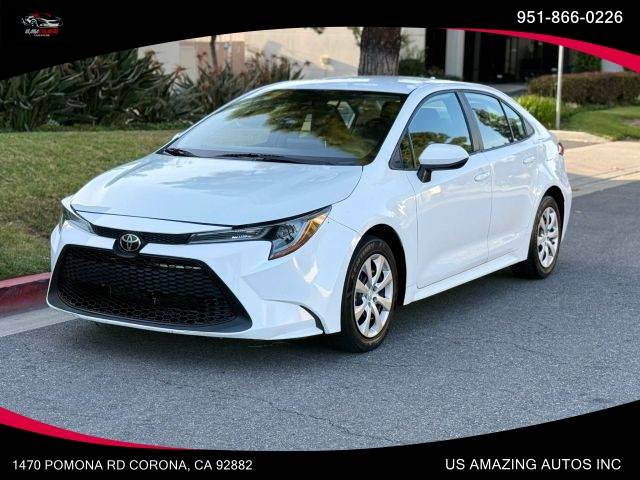 2020 Toyota Corolla LE FWD photo
