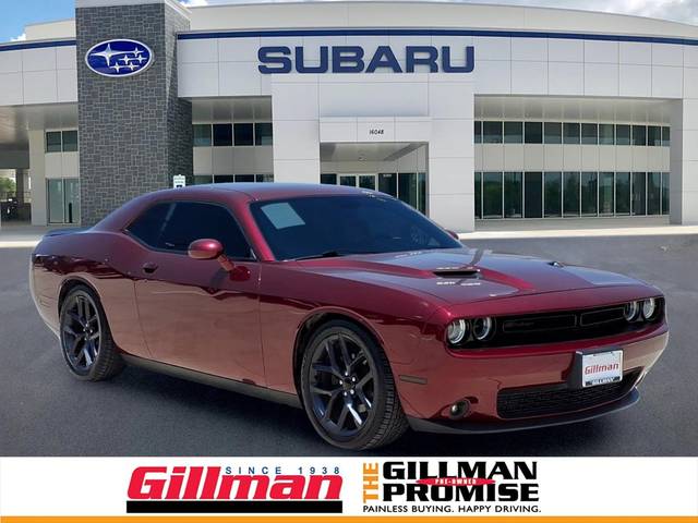 2020 Dodge Challenger SXT RWD photo
