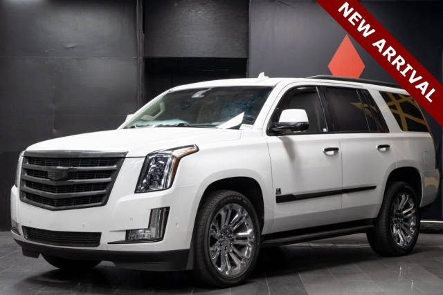 2020 Cadillac Escalade Luxury RWD photo