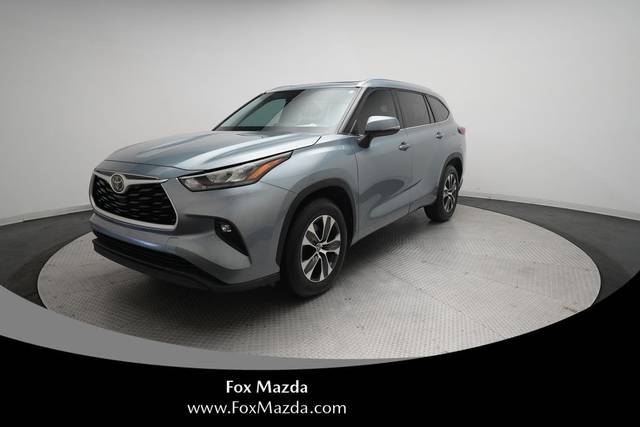2020 Toyota Highlander XLE FWD photo