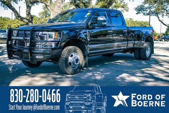 2020 Ford F-350 Super Duty King Ranch 4WD photo