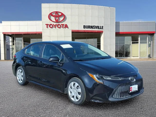 2020 Toyota Corolla LE FWD photo