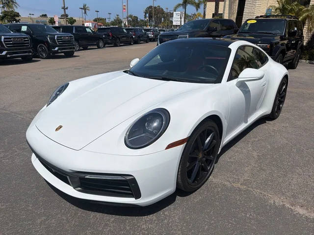 2020 Porsche 911 Carrera RWD photo