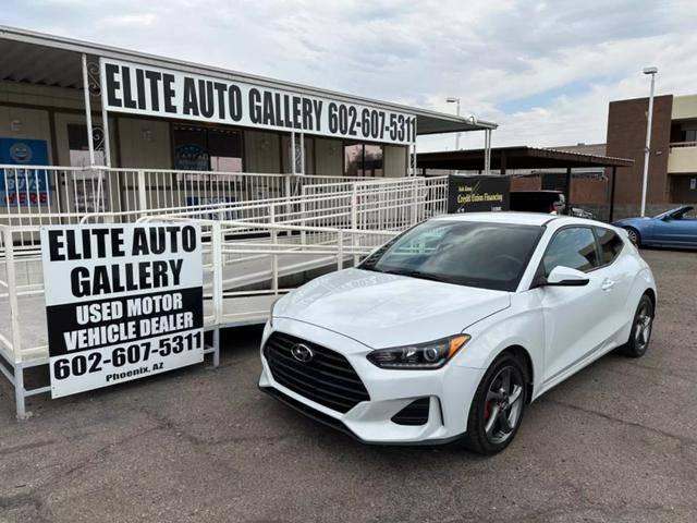 2020 Hyundai Veloster 2.0 FWD photo