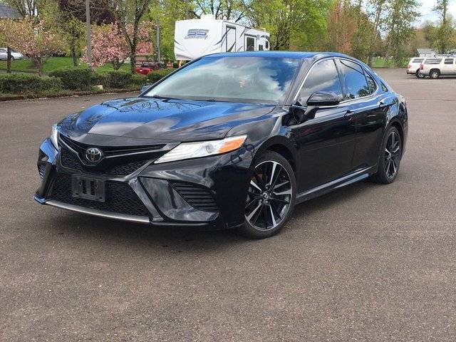 2020 Toyota Camry XSE FWD photo