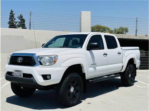 2015 Toyota Tacoma PreRunner RWD photo