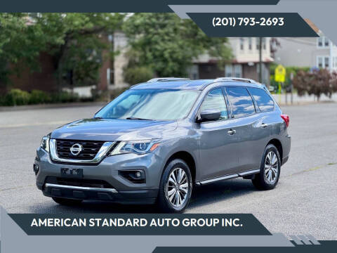 2019 Nissan Pathfinder SL 4WD photo