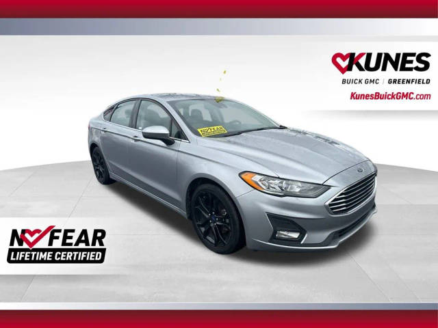 2020 Ford Fusion SE FWD photo