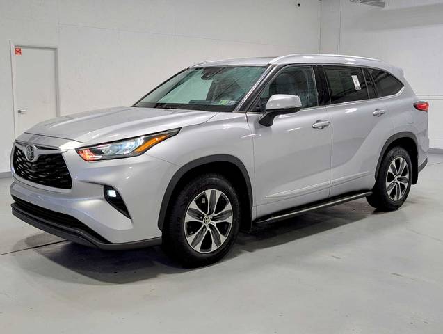 2020 Toyota Highlander XLE AWD photo