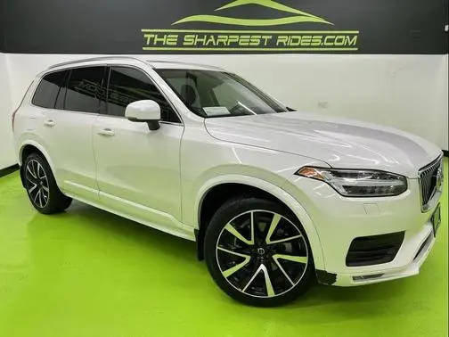 2020 Volvo XC90 Momentum AWD photo