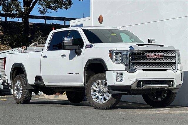 2020 GMC Sierra 2500HD Denali 4WD photo