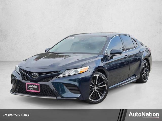 2020 Toyota Camry XSE FWD photo