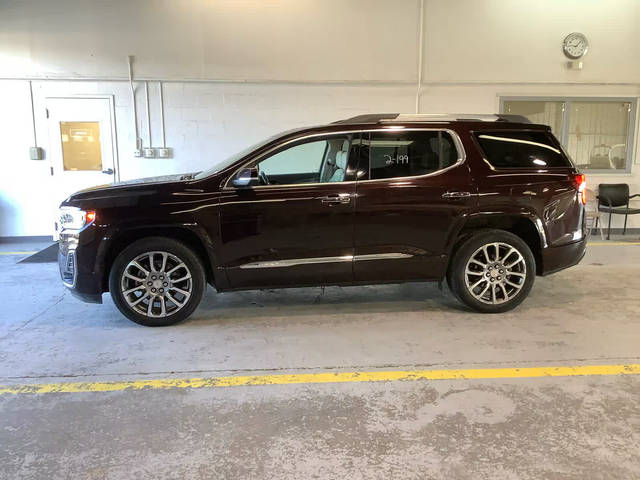 2020 GMC Acadia Denali FWD photo