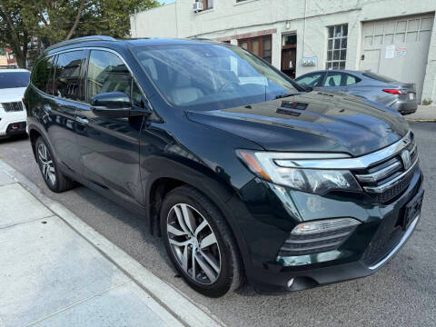 2016 Honda Pilot Elite AWD photo