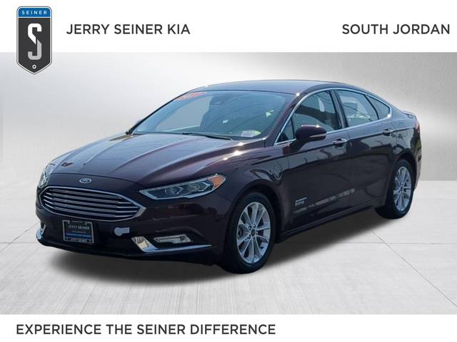 2017 Ford Fusion Energi Titanium FWD photo