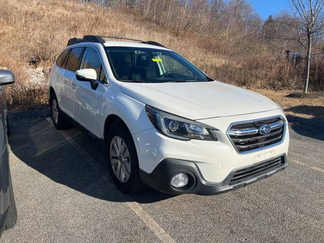 2018 Subaru Outback Premium AWD photo