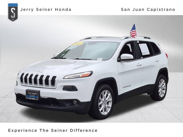 2016 Jeep Cherokee Latitude FWD photo