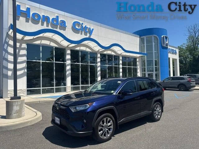 2020 Toyota RAV4 XLE Premium AWD photo