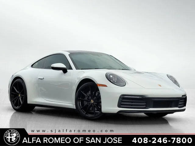 2020 Porsche 911 Carrera RWD photo